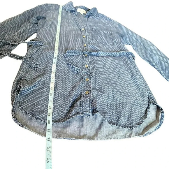Cloth and Stone size xs Chambray Denim Printed Belted button down Tunic Top - Picture 5 of 10